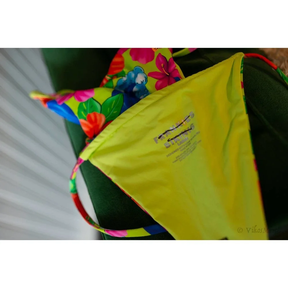 Frankies Bikinis Tia Floral String Bikini Bottom Swim Large NEW